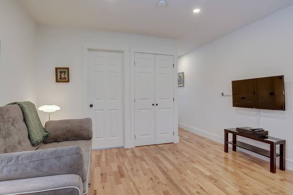 Photo of Bedroom in Mansonville
