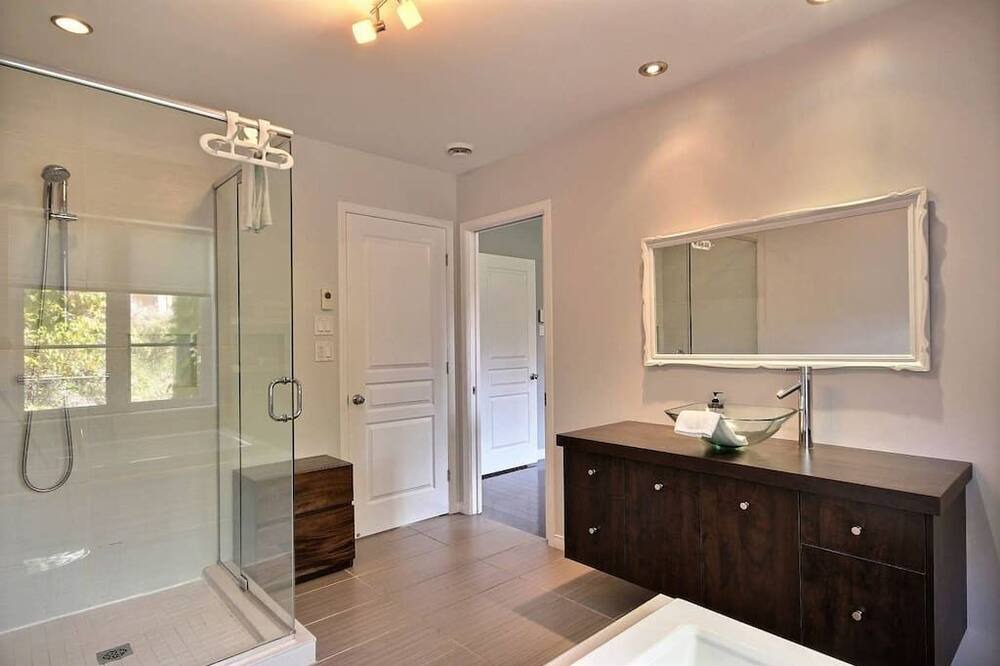 Photo of Bathroom in Saint Ferreol les Neiges