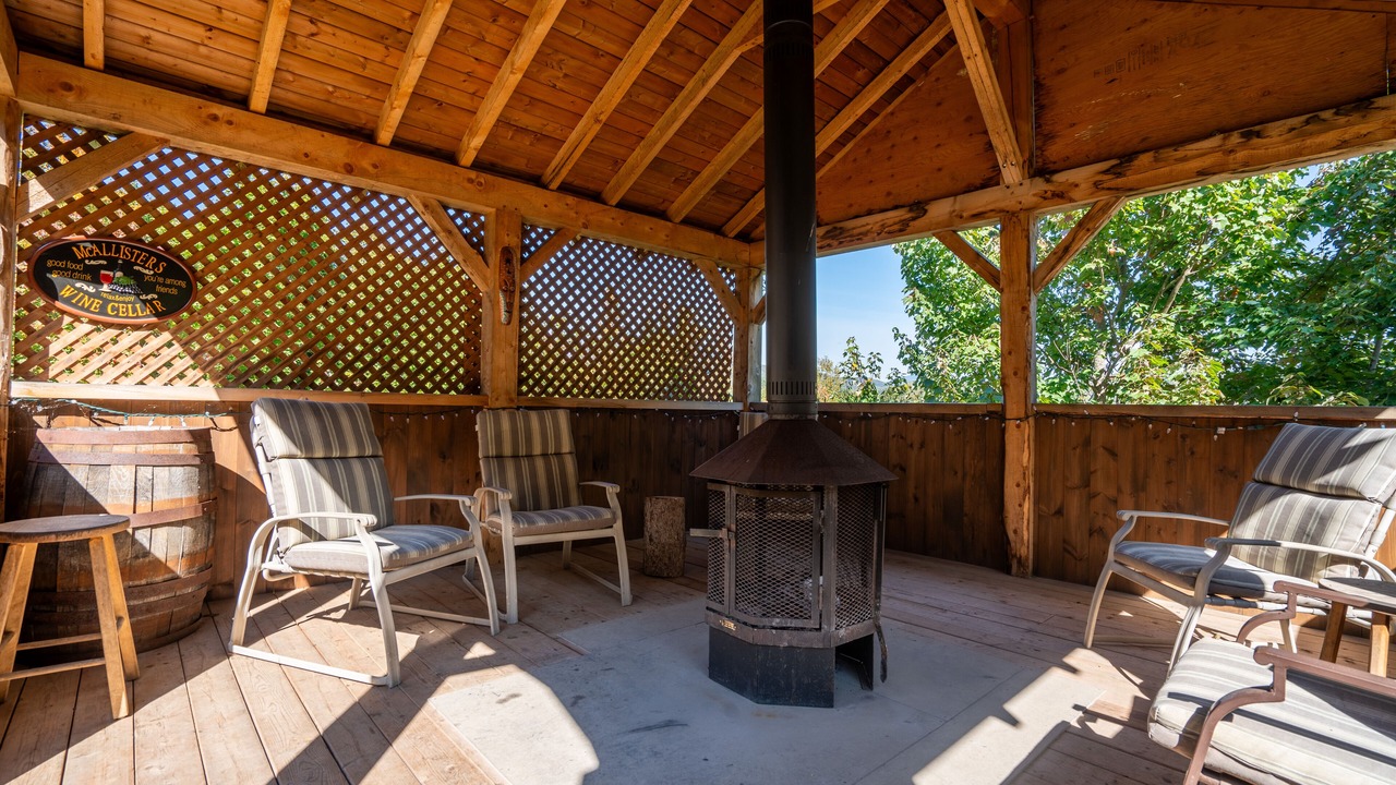 Photo of Patio Balcony in Chateau-Richer