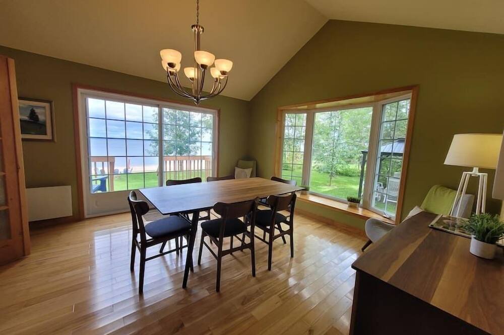 Photo of Livingroom in St. Felicien