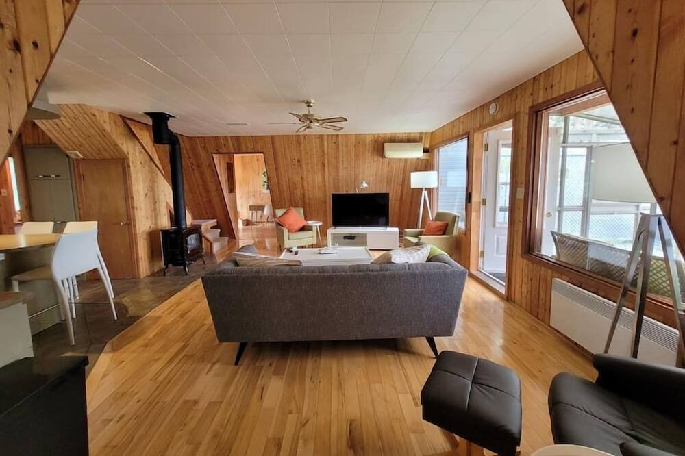 Photo of Livingroom in St. Felicien