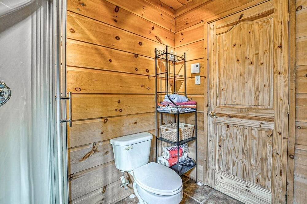 Photo of Bathroom in Notre-Dame-de-la-Merci
