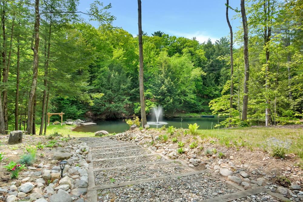 Photo of Outdoor in Middle Grove