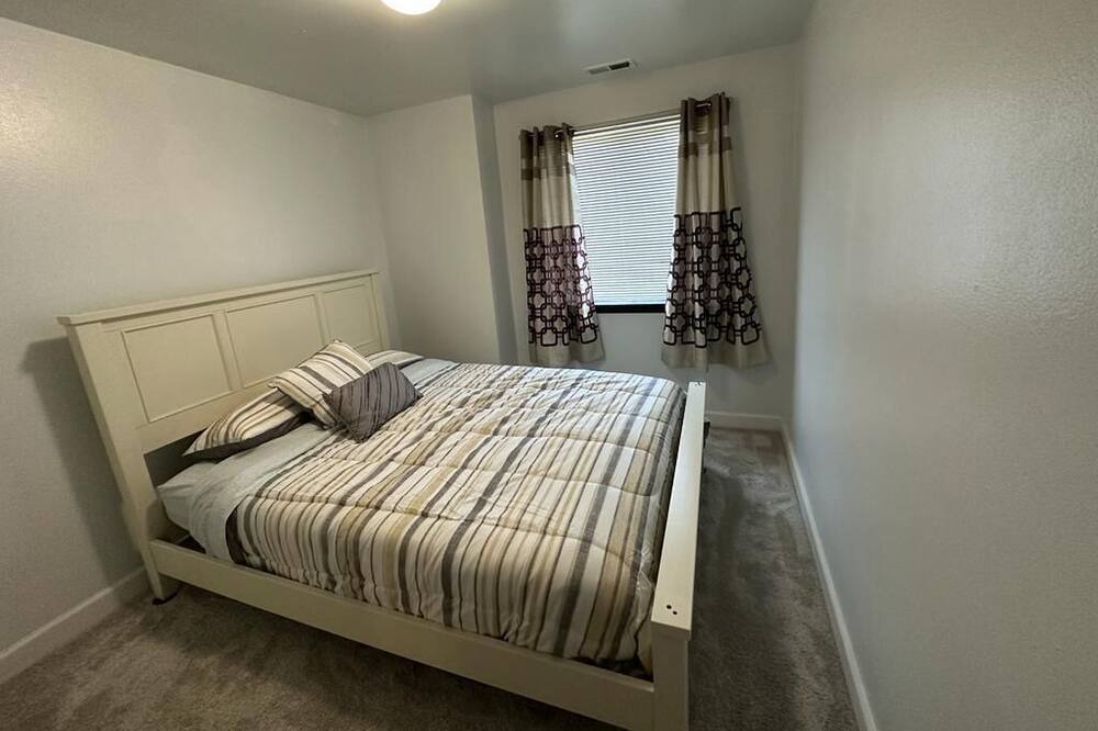 Photo of Bedroom in Marysville