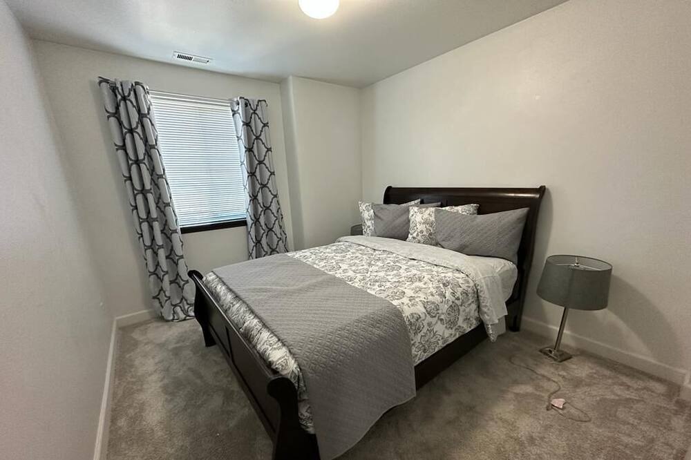 Photo of Bedroom in Marysville