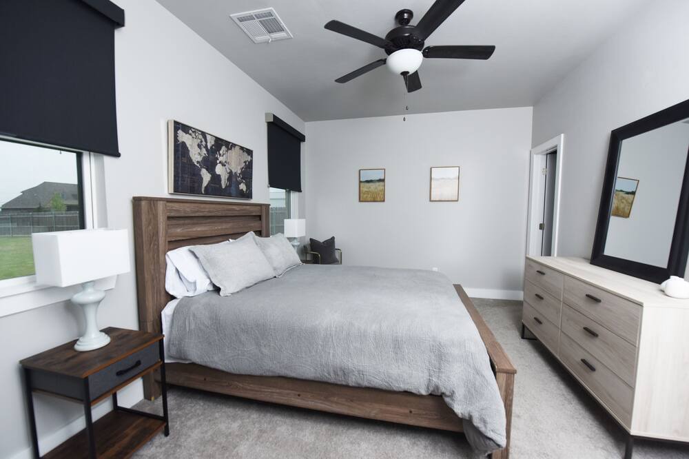 Photo of Bedroom in Yukon