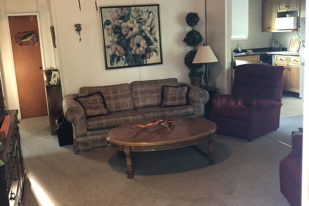Photo of Livingroom in Gimli