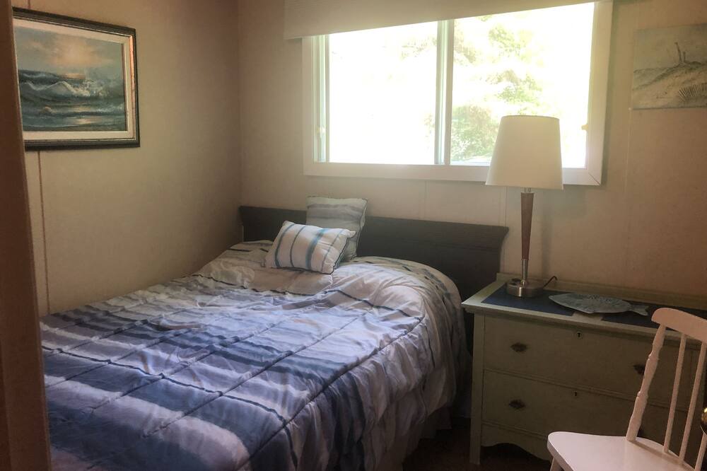 Photo of Bedroom in Gimli