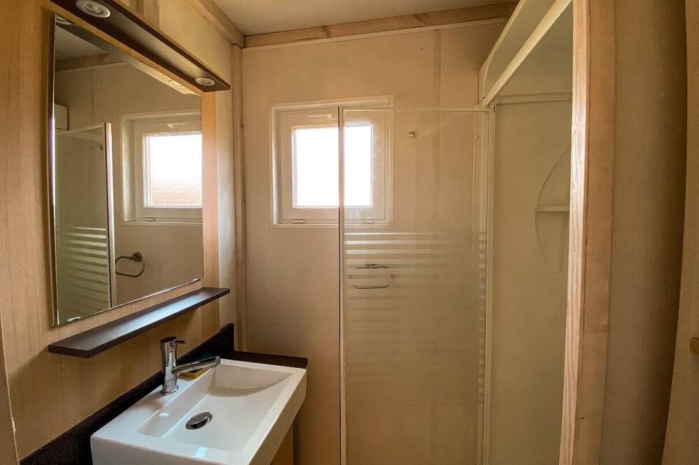 Photo of Bathroom in Lit-et-Mixe