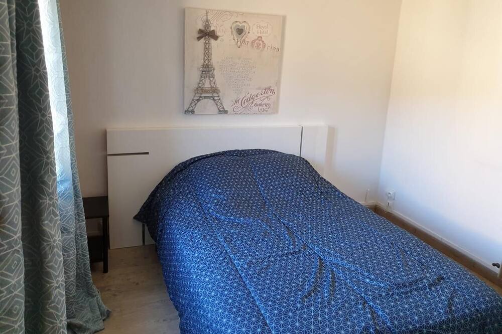 Photo of Bedroom in Le Teil