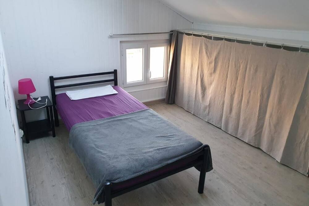 Photo of Bedroom in Le Teil