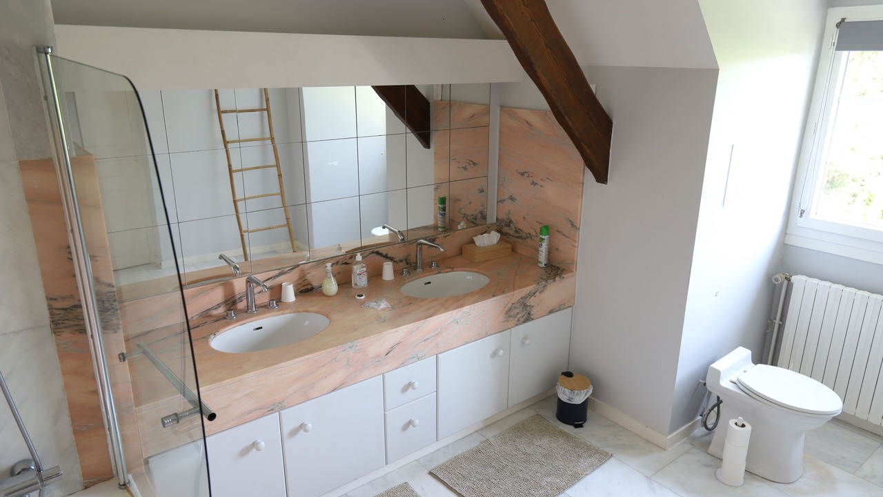 Photo of Bathroom in Villedieu-les-Poeles