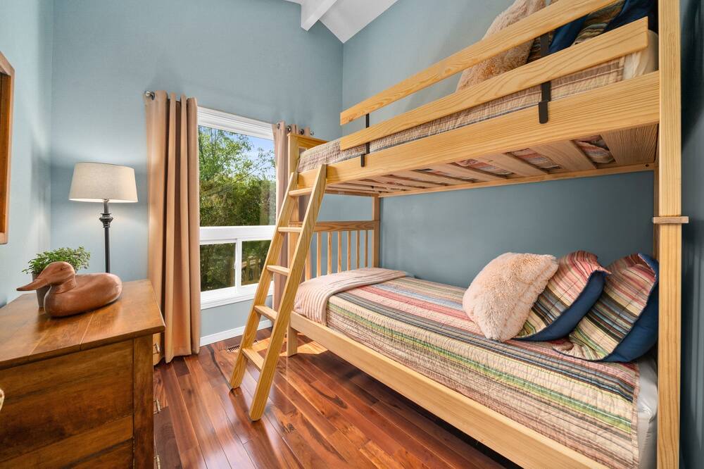 Photo of Bedroom in Consecon