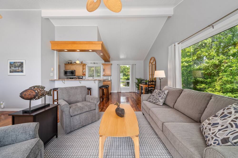 Photo of Livingroom in Consecon