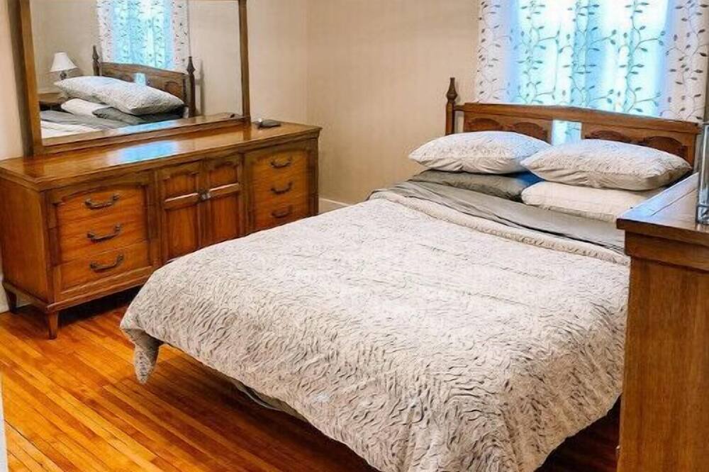 Photo of Bedroom in Powderhorn