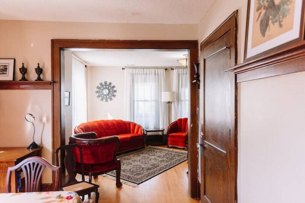Photo of Livingroom in Powderhorn