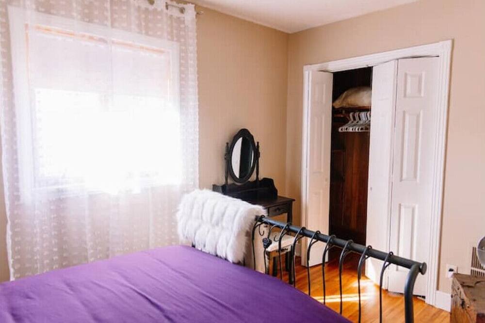Photo of Bedroom in Powderhorn