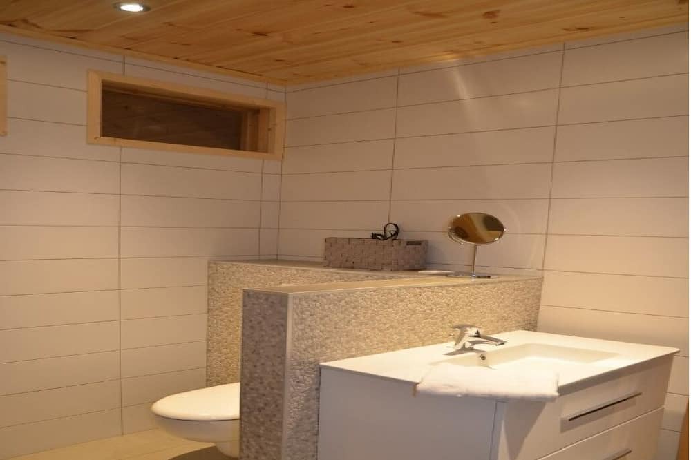 Photo of Bathroom in Marigny