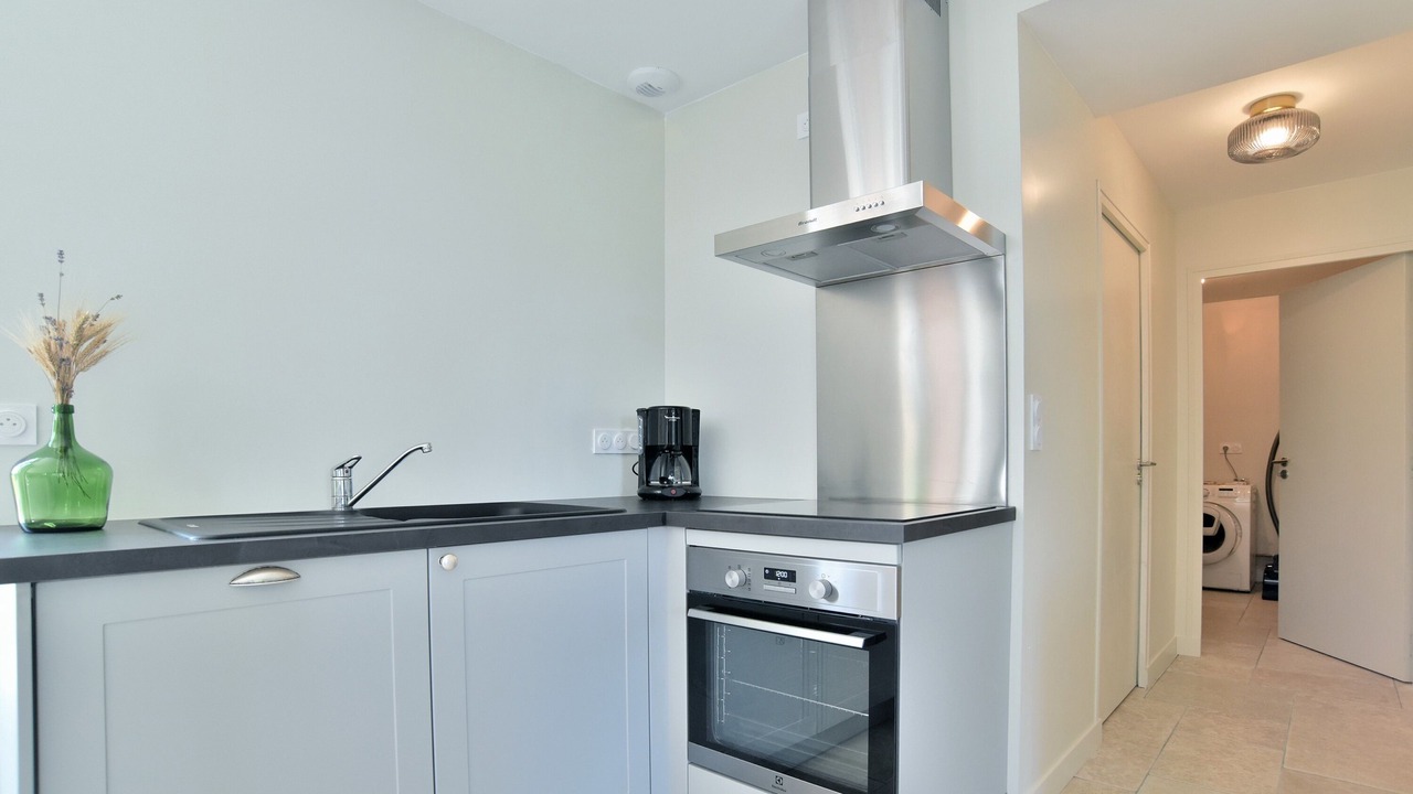 Photo of Kitchen in Saint-Meloir-des-Ondes