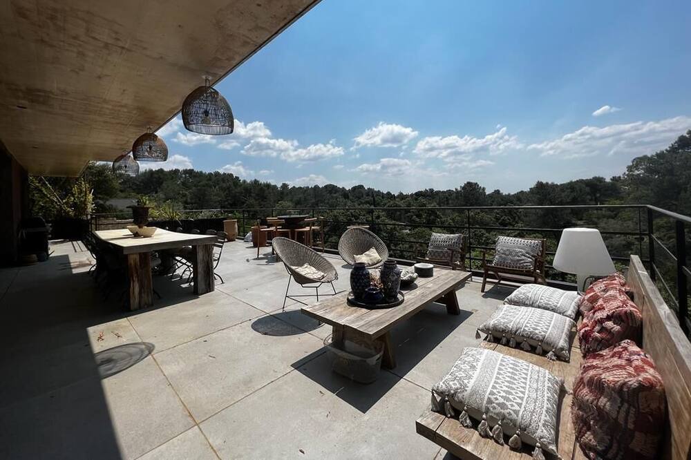 Photo of Patio Balcony in Quartier des Espesses