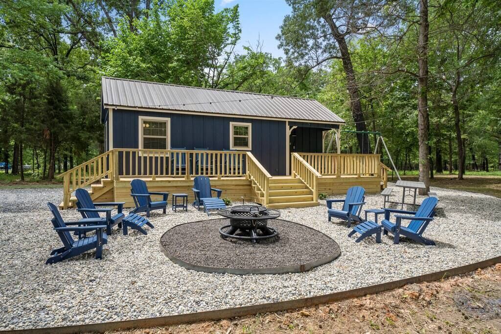 Photo of Outdoor in Dogwood