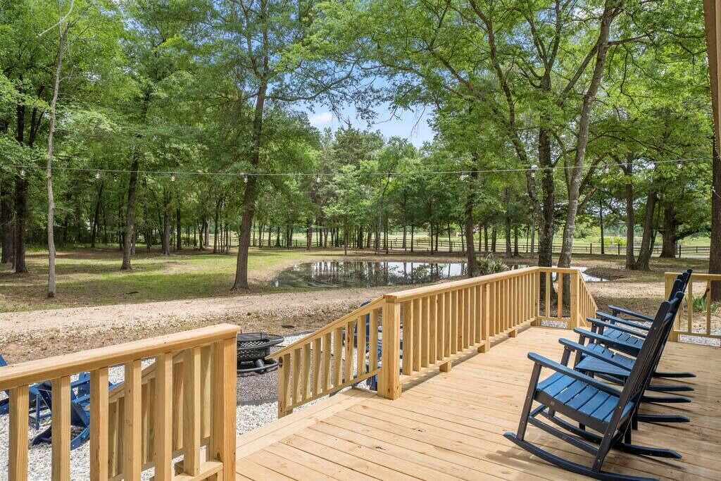Photo of Outdoor in Dogwood