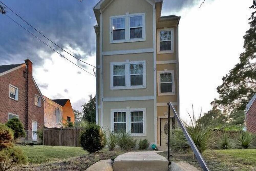 Photo of Outdoor in Southeast