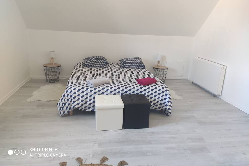Photo of Bedroom in Le Planet