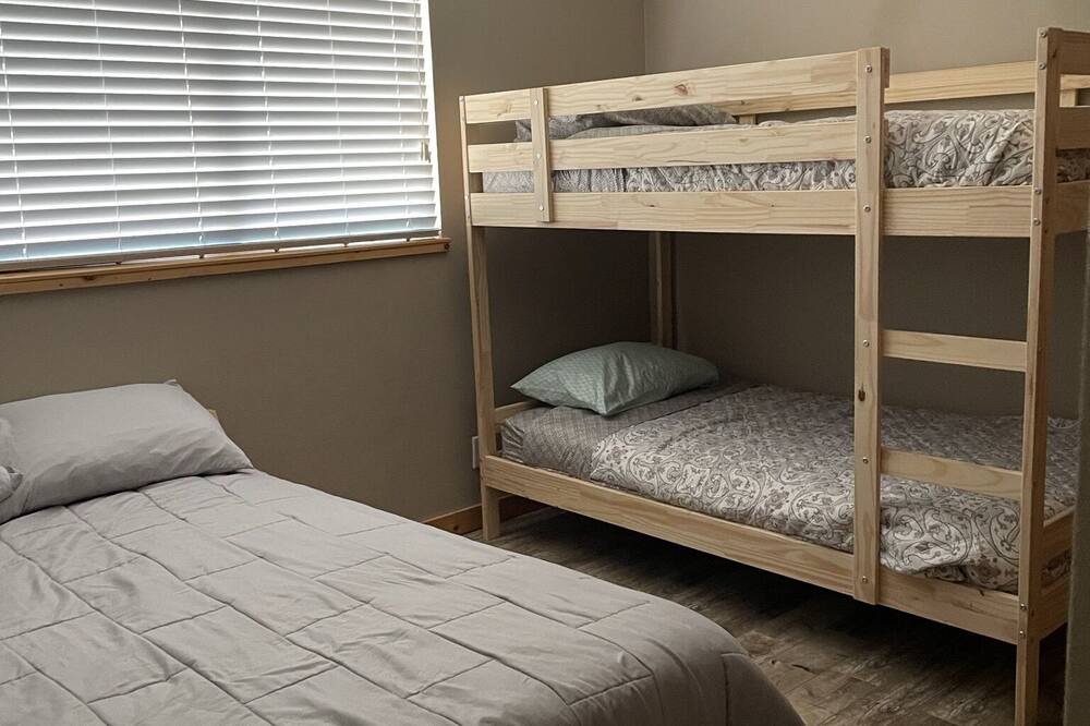 Photo of Bedroom in Copperopolis