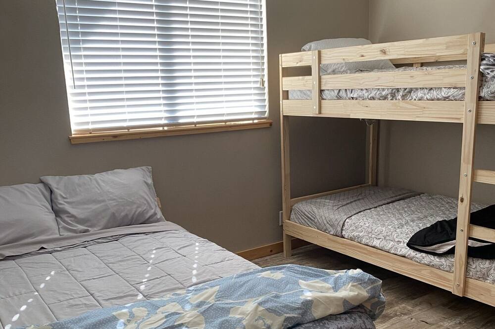 Photo of Bedroom in Copperopolis