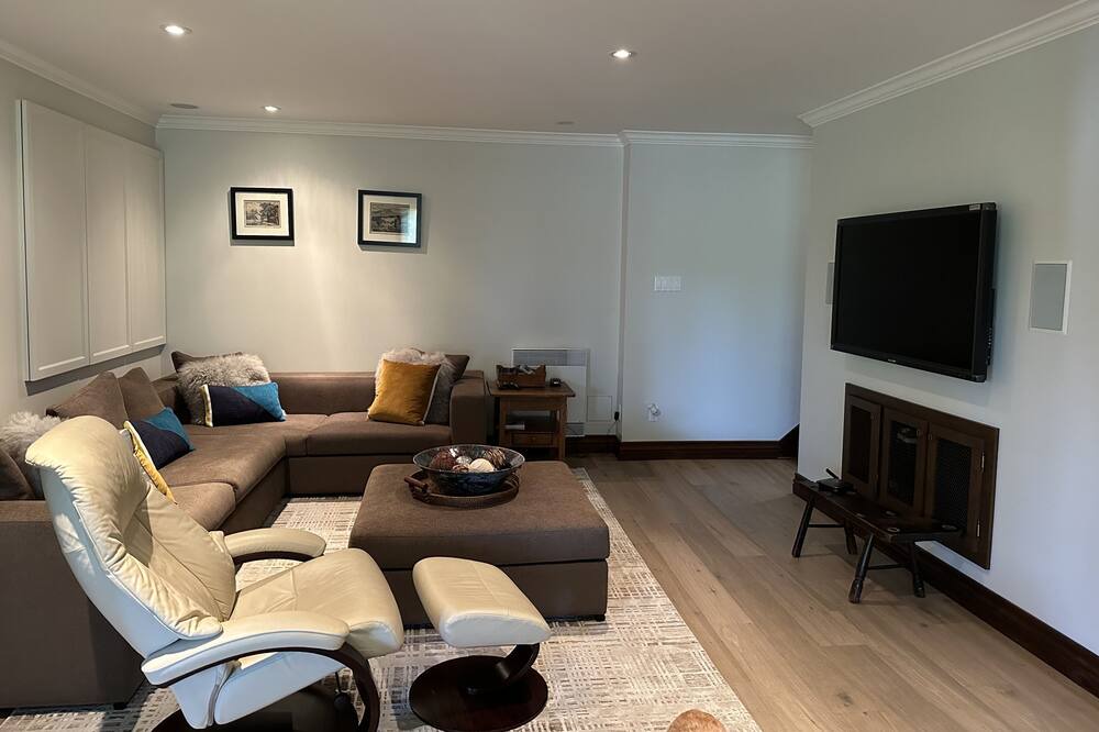 Photo of Livingroom in Sainte-Agathe-des-Monts