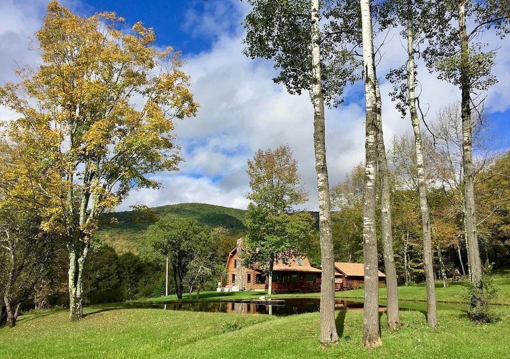 Photo of Outdoor in Roxbury