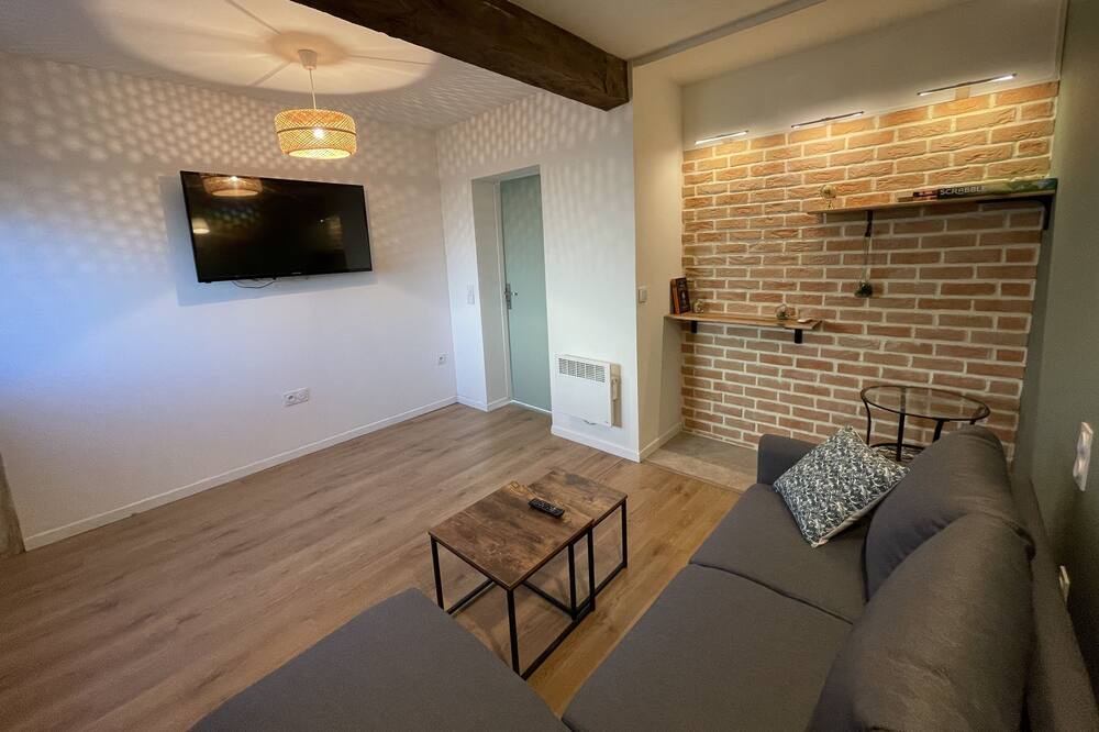 Photo of Livingroom in Louey