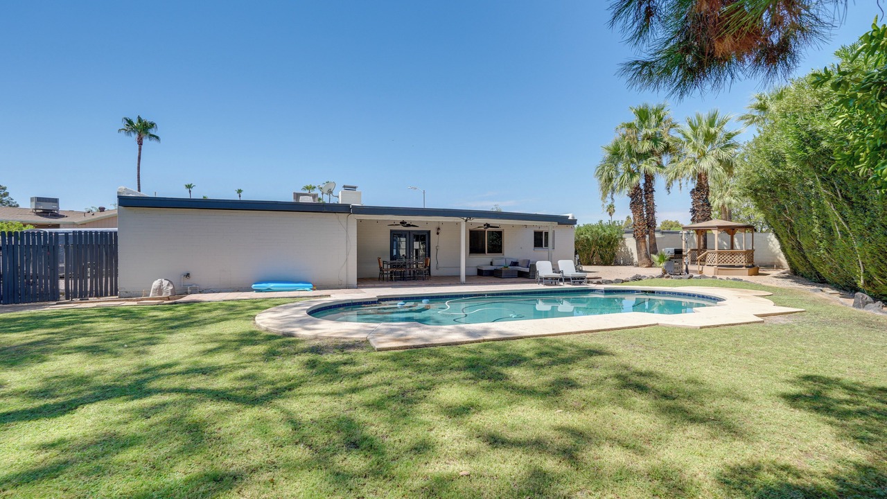 Photo of Others in Roadrunner Estates