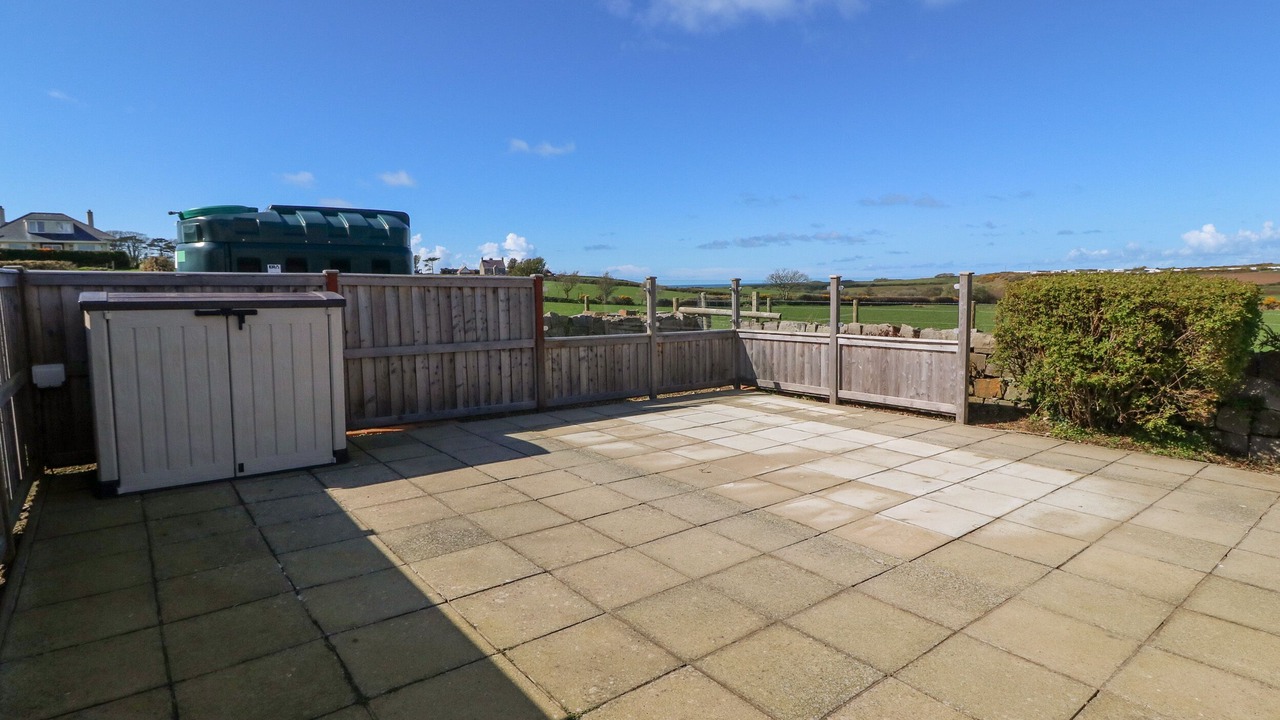 Photo of Outdoor in Edern