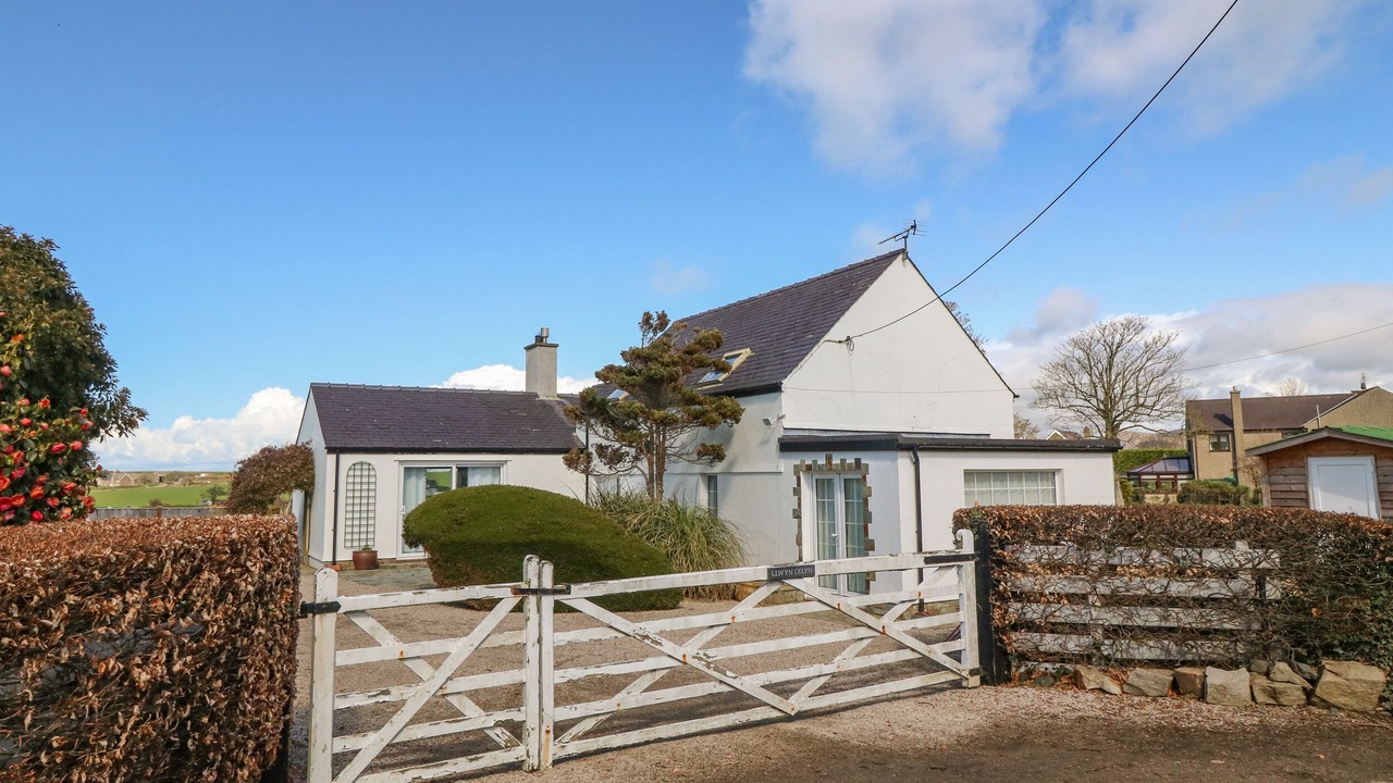 Photo of Outdoor in Edern