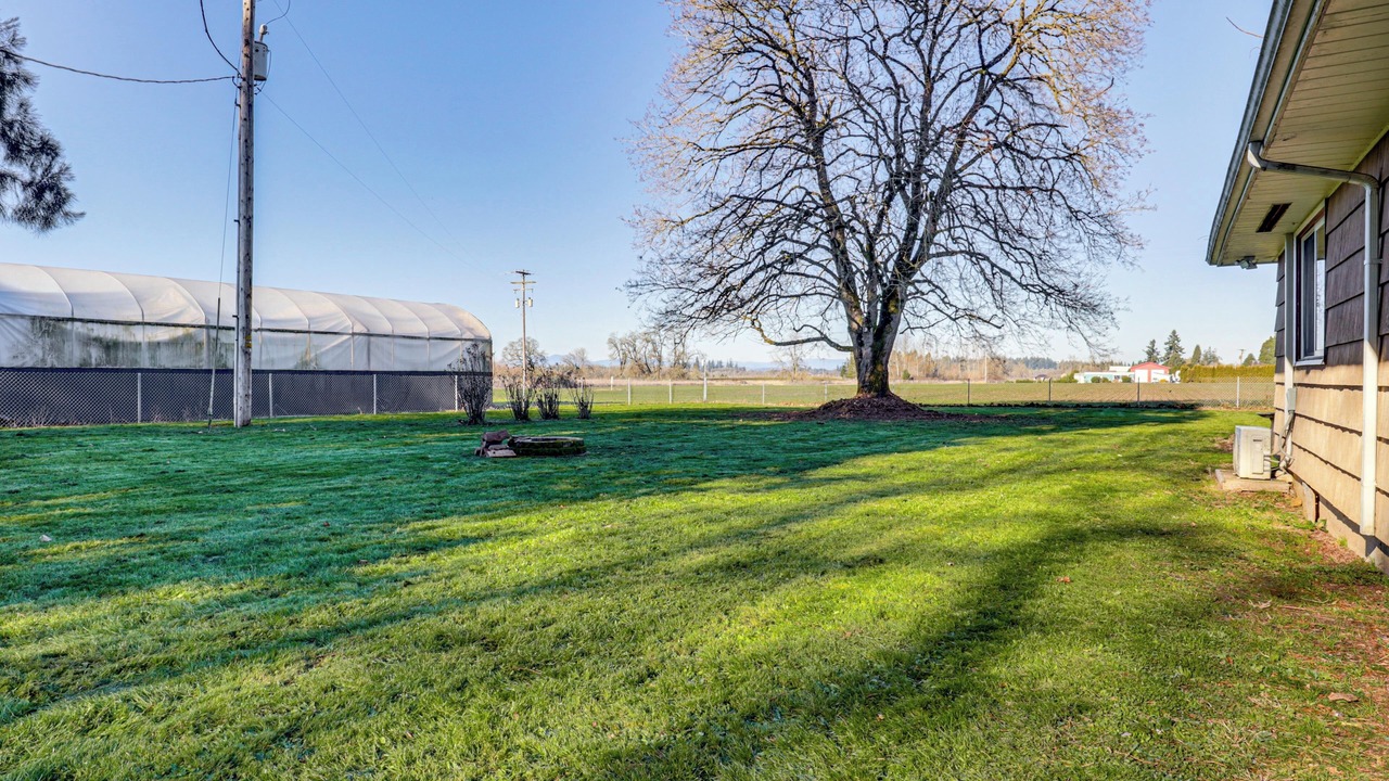Photo of Others in Albany