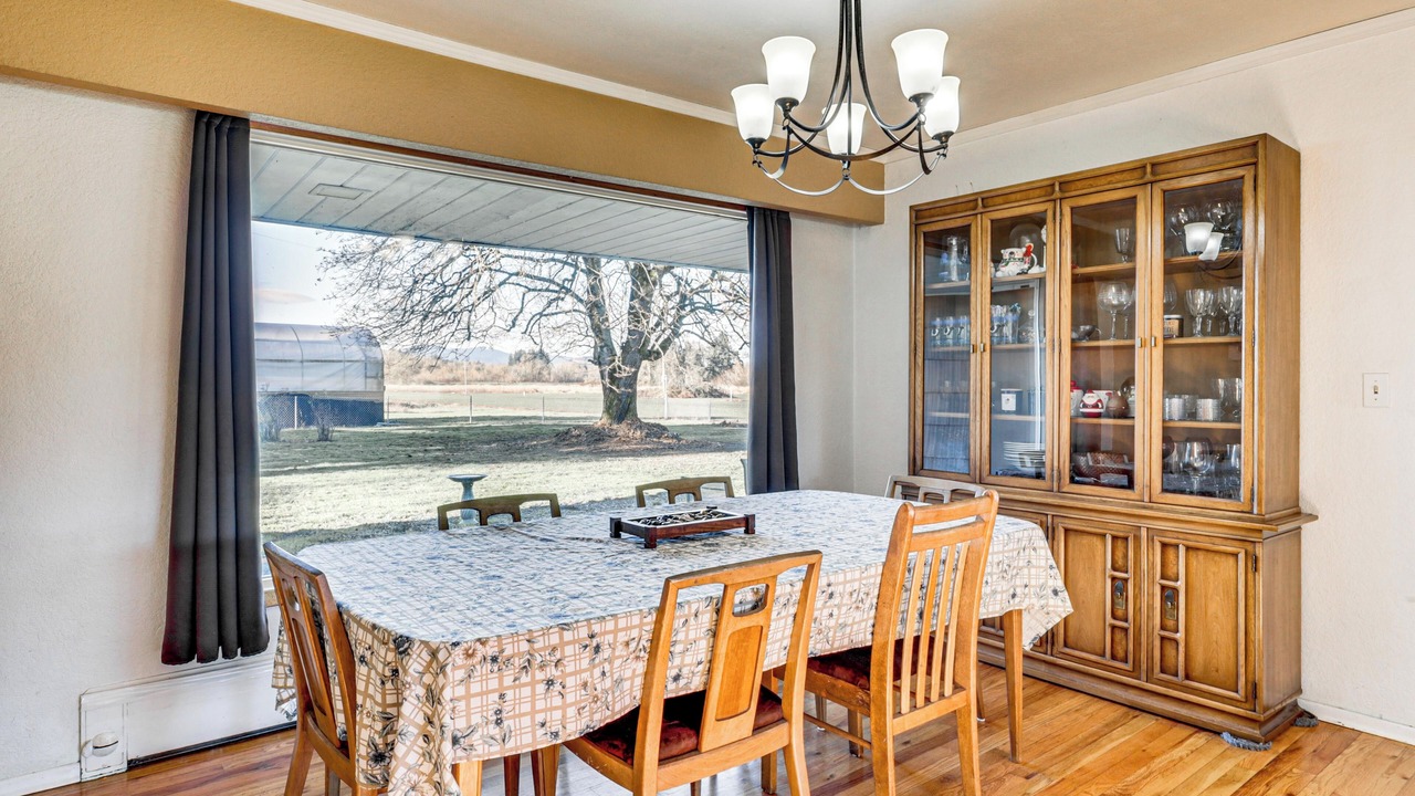 Photo of Others in Albany