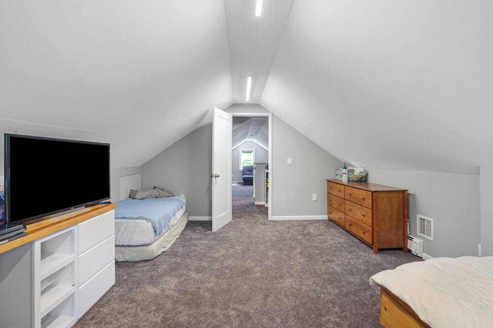 Photo of Others in Shirley