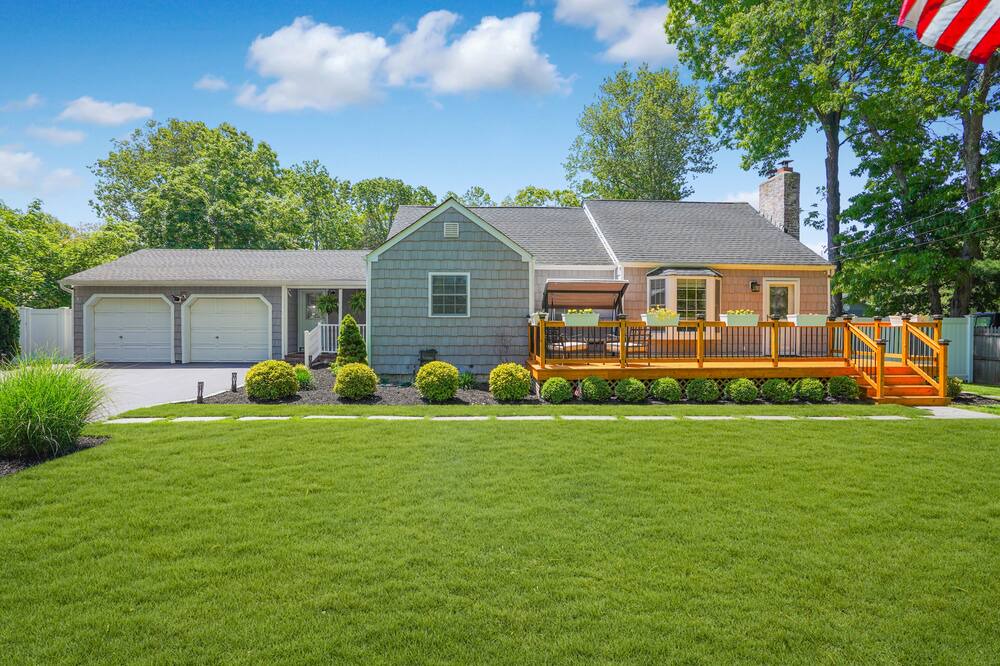 Photo of Outdoor in Shirley