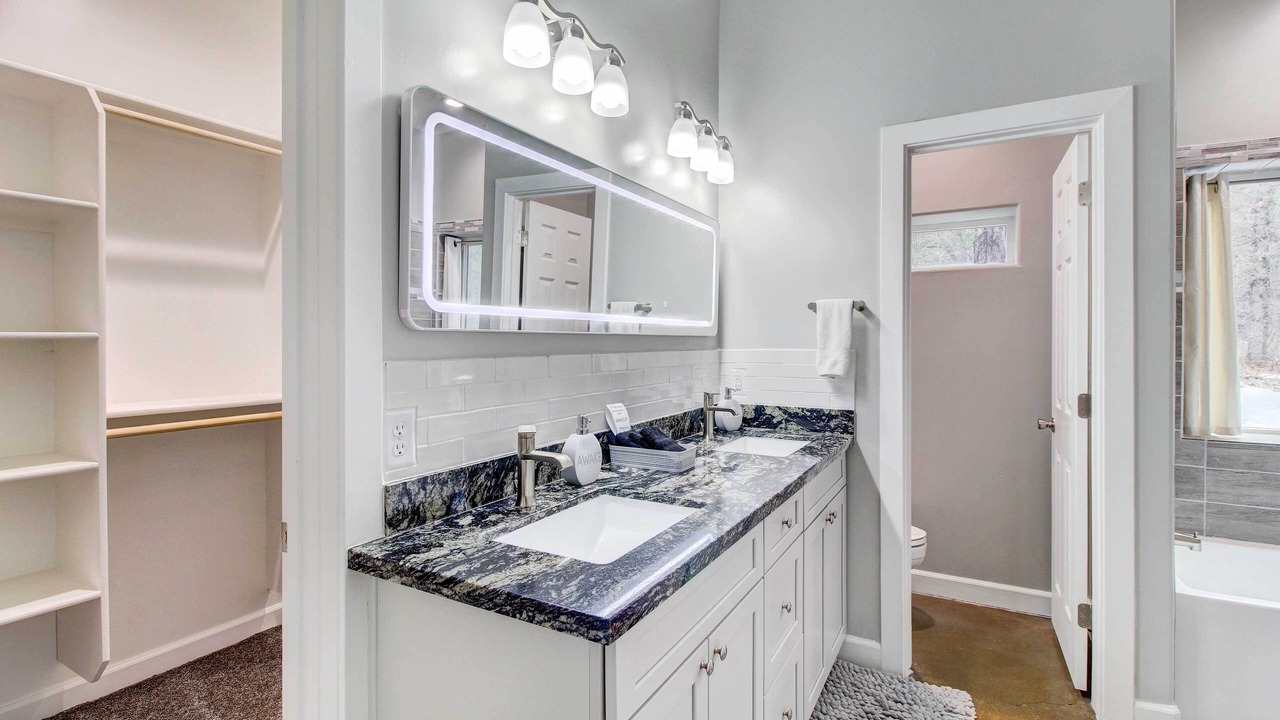 Photo of Others in Lakeside