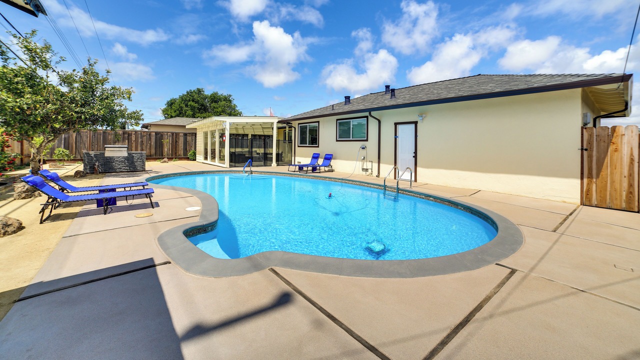 Photo of Others in Salinas