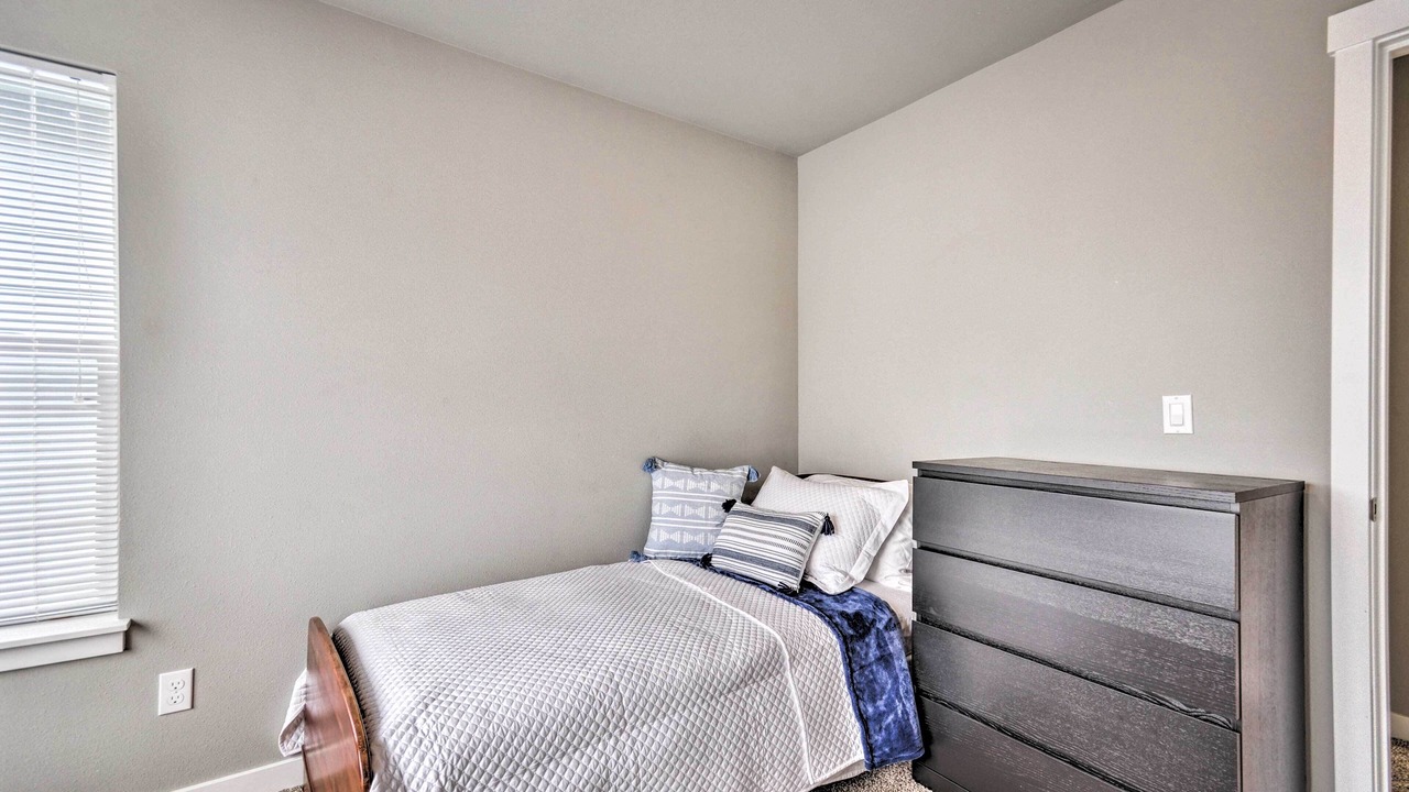 Photo of Others in Newberg