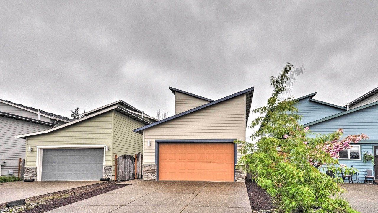 Photo of Others in Newberg