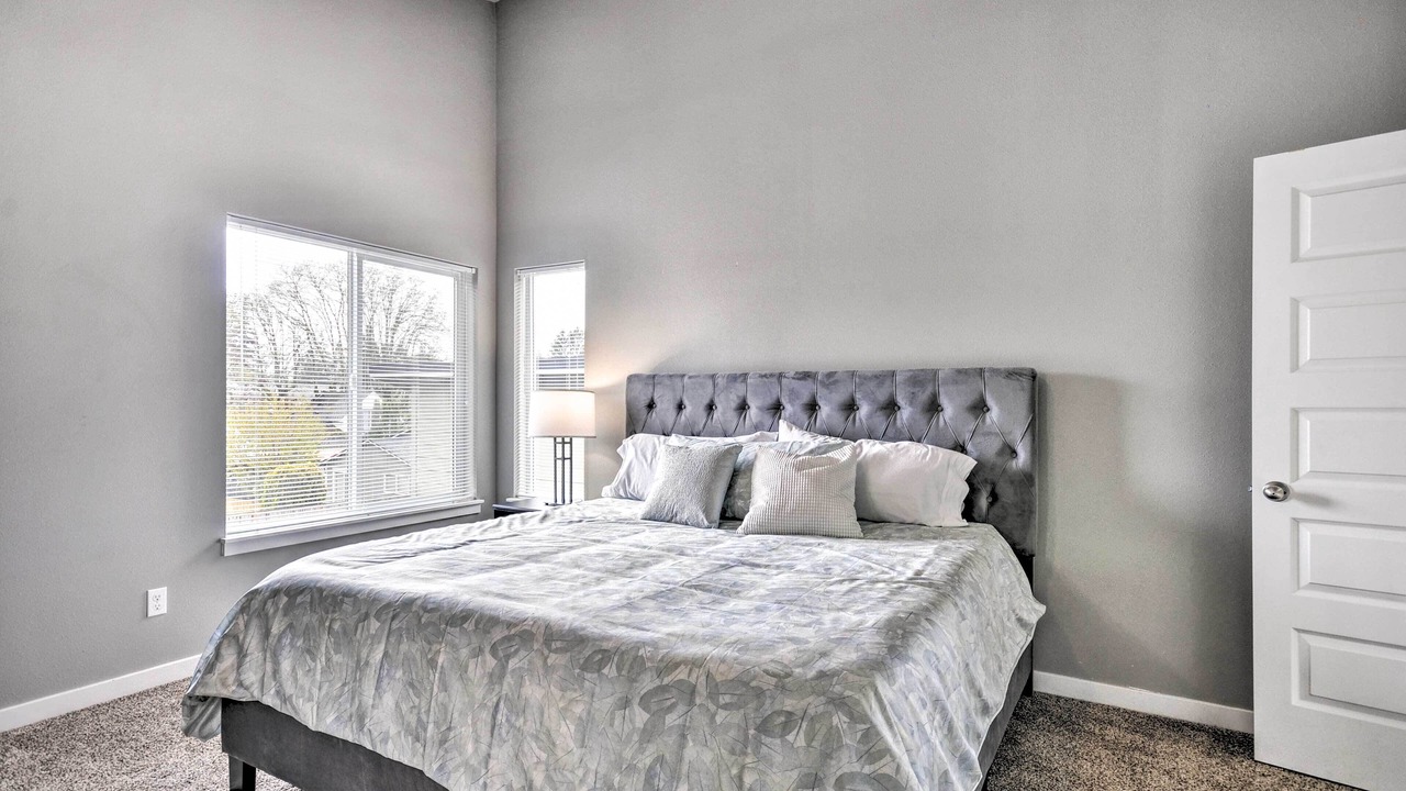 Photo of Others in Newberg