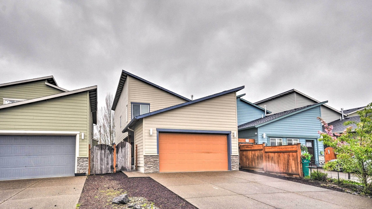 Photo of Others in Newberg