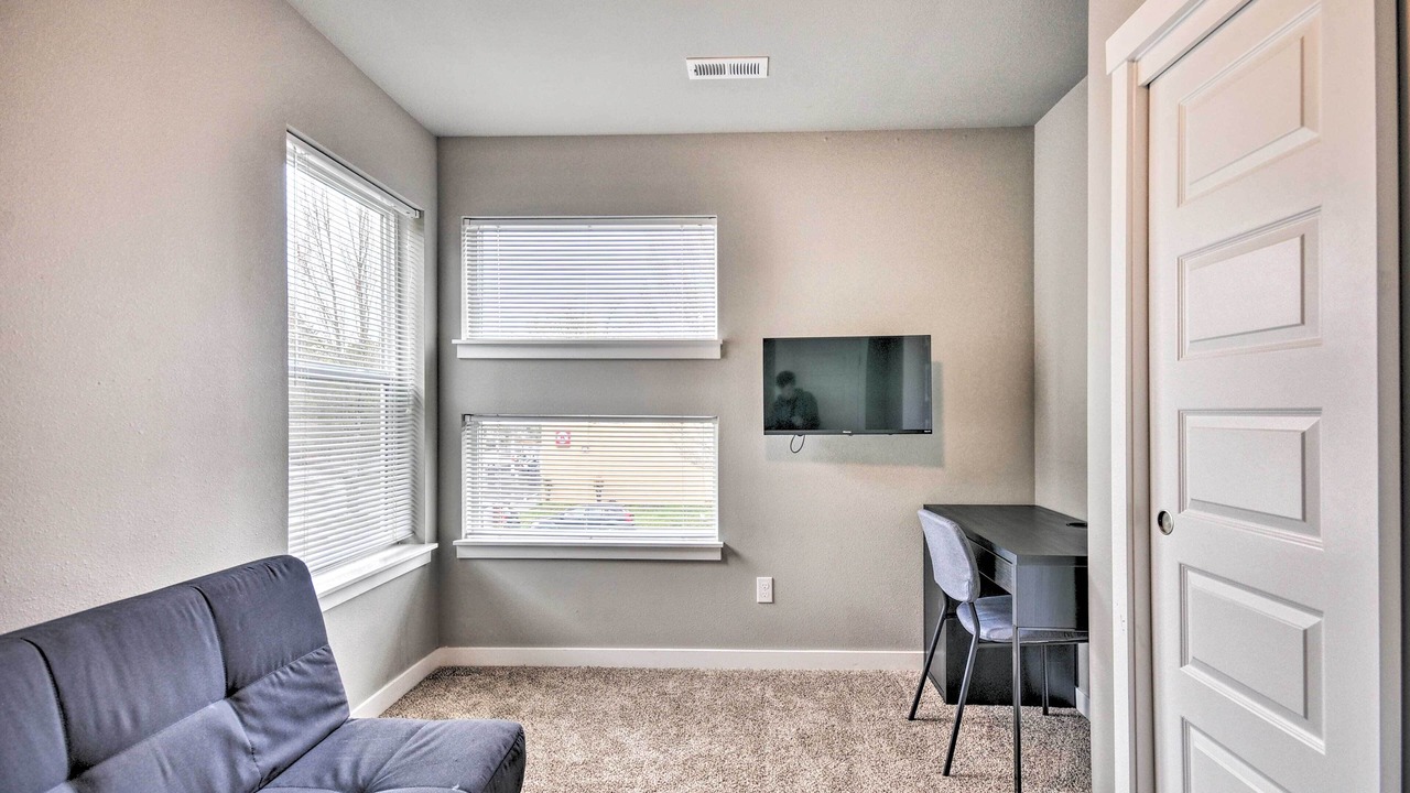 Photo of Others in Newberg