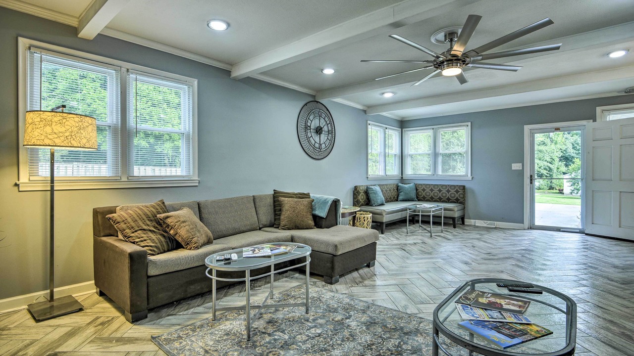 Photo of Livingroom in Greensboro