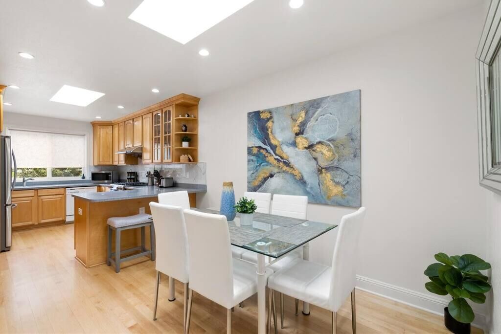 Photo of Bedroom in Daly City