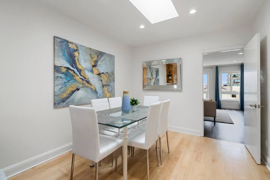 Photo of Bedroom in Daly City